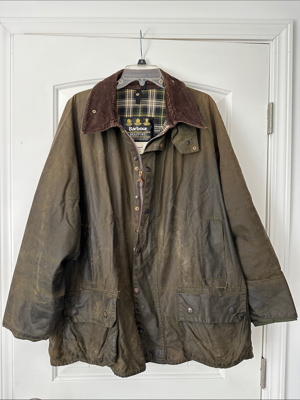 Vintage Barbour Beaufort Men's Waxed Cotton Jacket with Corduroy Collar